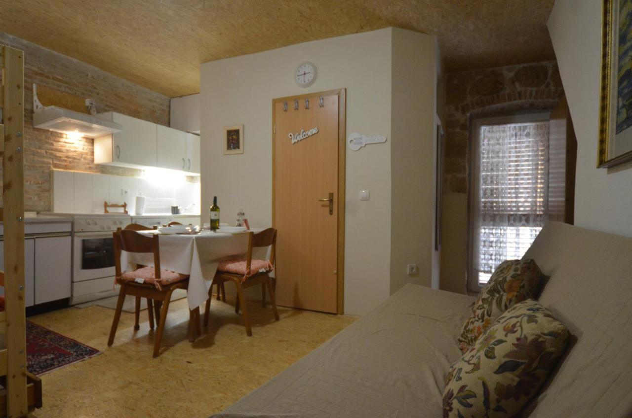 Studio Apartment La Maison De Catherine Rovinj Eksteriør bilde