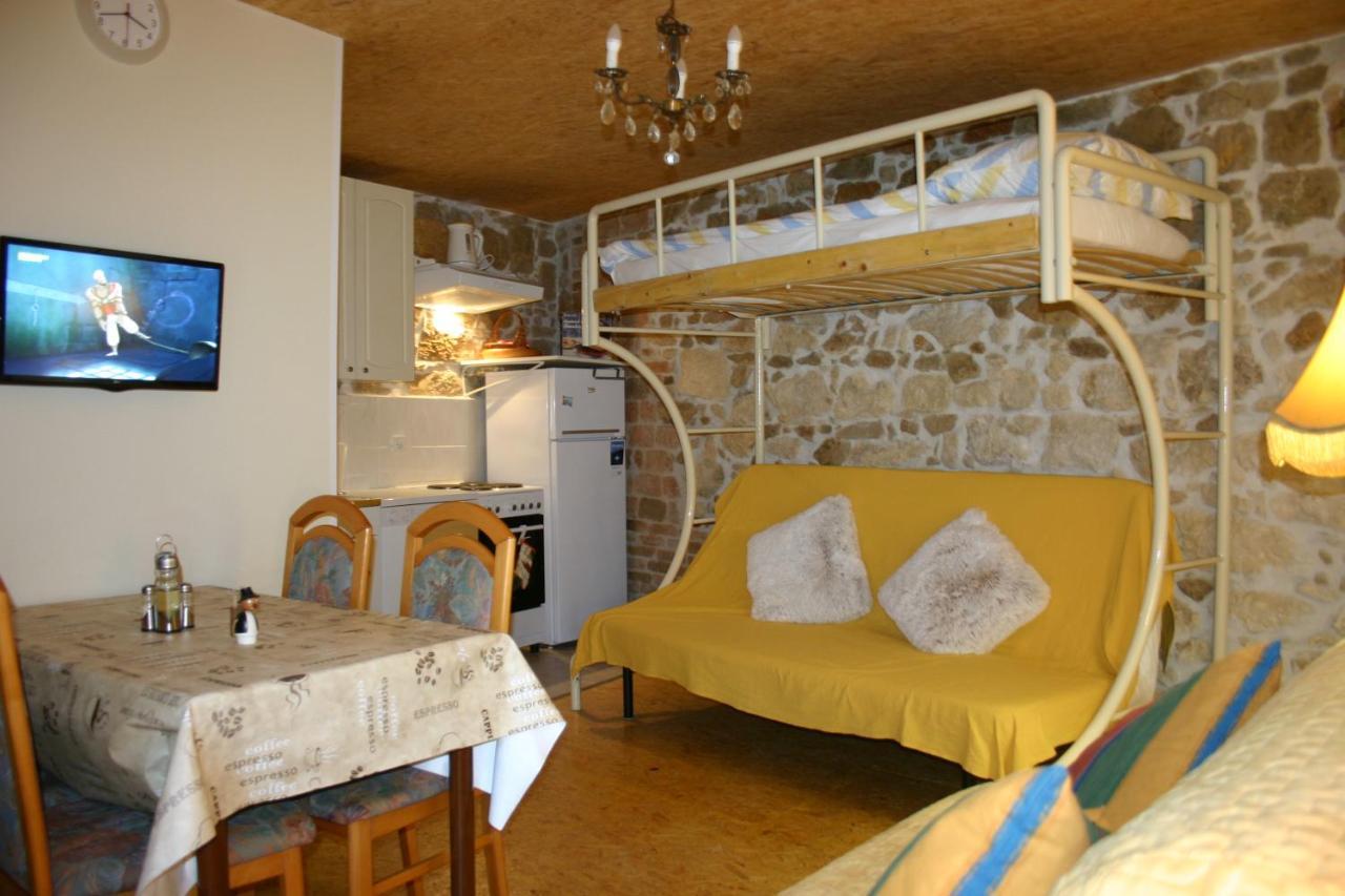 Studio Apartment La Maison De Catherine Rovinj Eksteriør bilde