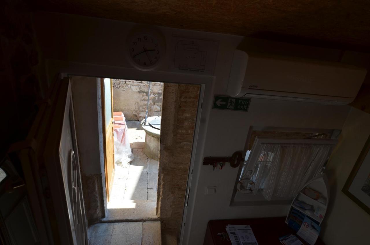 Studio Apartment La Maison De Catherine Rovinj Eksteriør bilde
