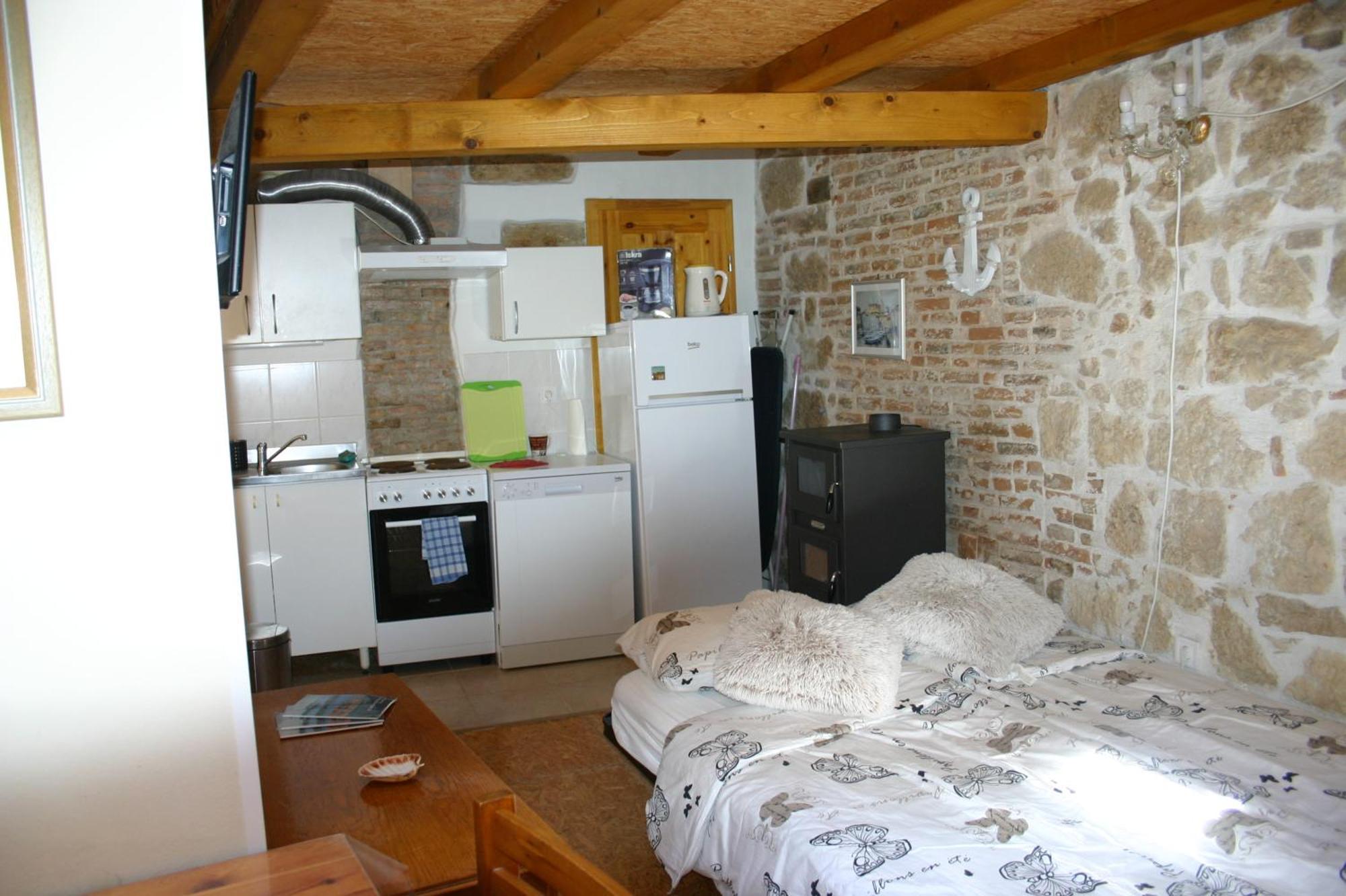 Studio Apartment La Maison De Catherine Rovinj Eksteriør bilde